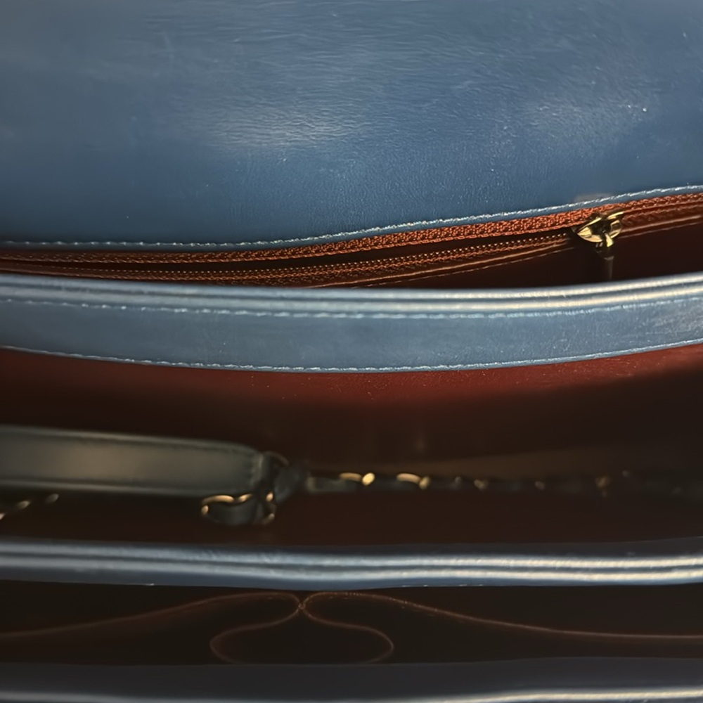 Chanel Blue Quilted Shoulder Bag with Chain Strap - Picture 6 of 17